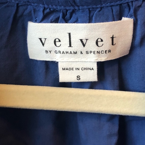 Velvet blouse - Picture 2 of 4